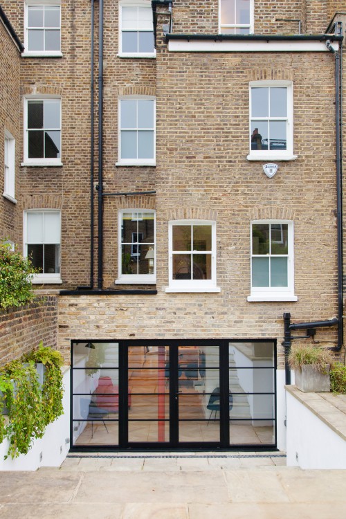 Refurbishment of the front light well and basement of a large Victorian terraced house 10