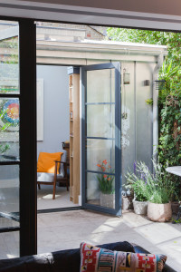 Extension and refurbishment of a small 90s terraced house in Stoke Newington 3