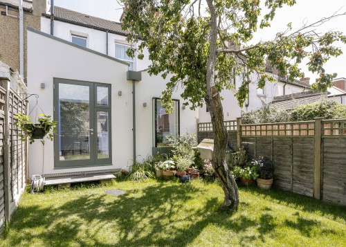 Transformation of the ground floor of a small Edwardian terraced house in Mitcham