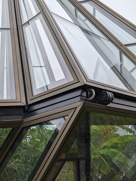 Optional 01 Glasshouse detail 01 v2