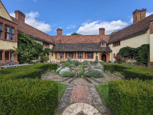 Goddards garden